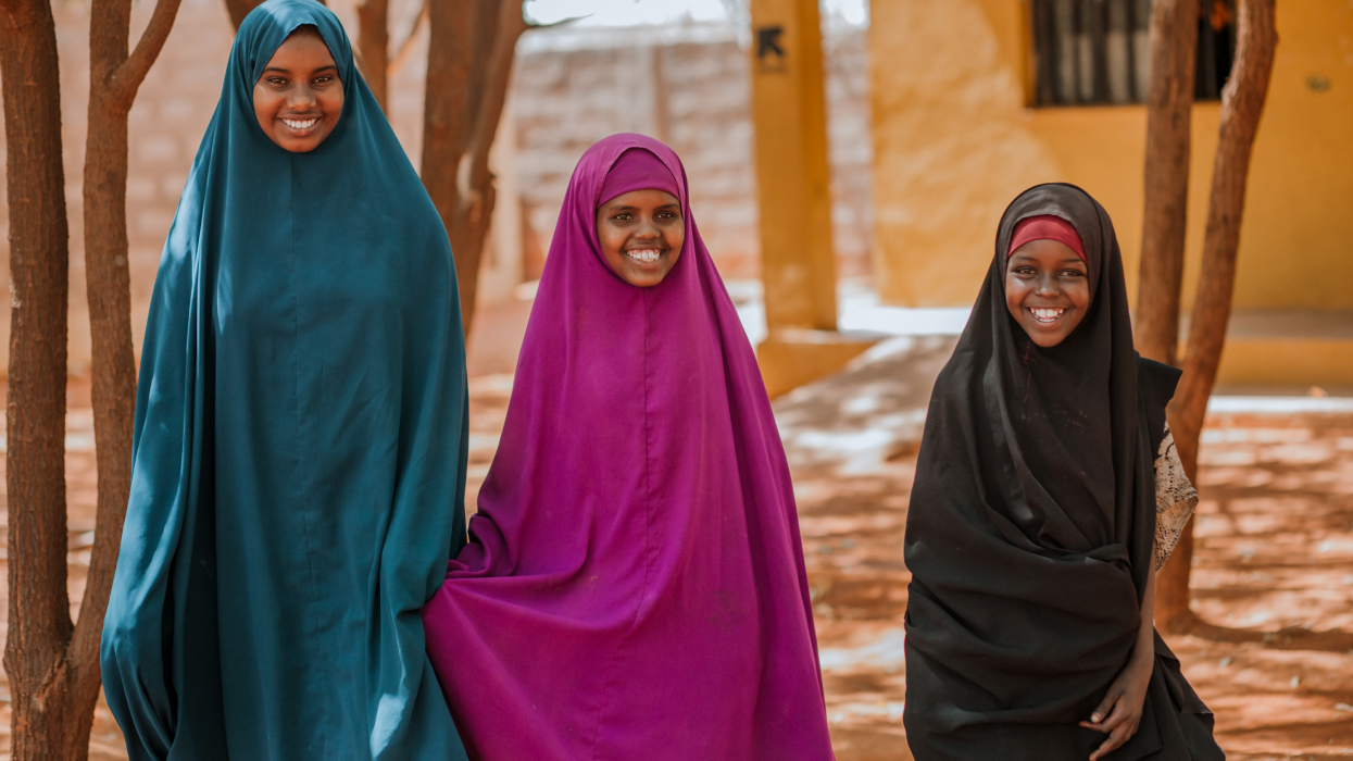 To respond to the unique challenges and risks faced by adolescent girls in humanitarian contexts, the IRC has created a new global program model and resource package for adolescent girls.